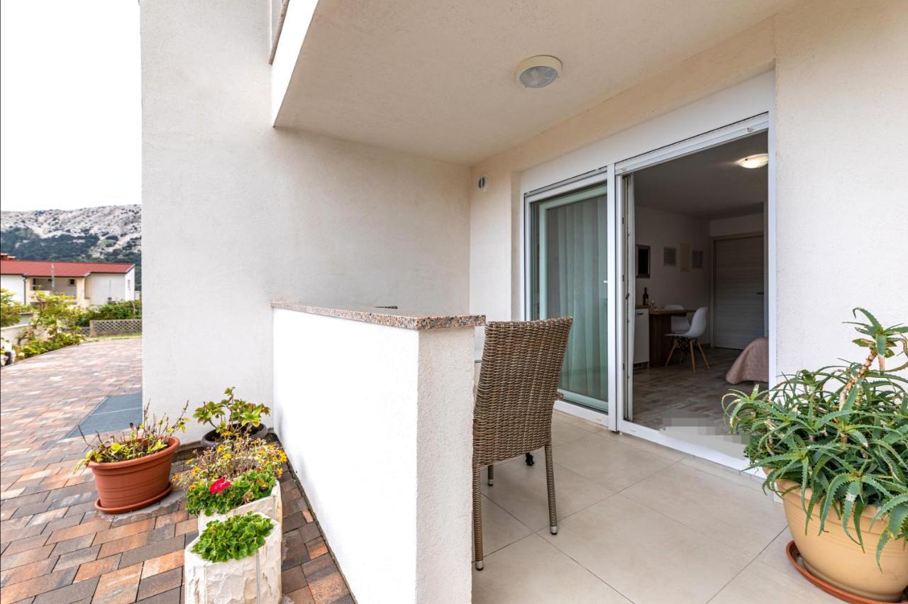 Apartments Augustinovic Baška Екстериор снимка