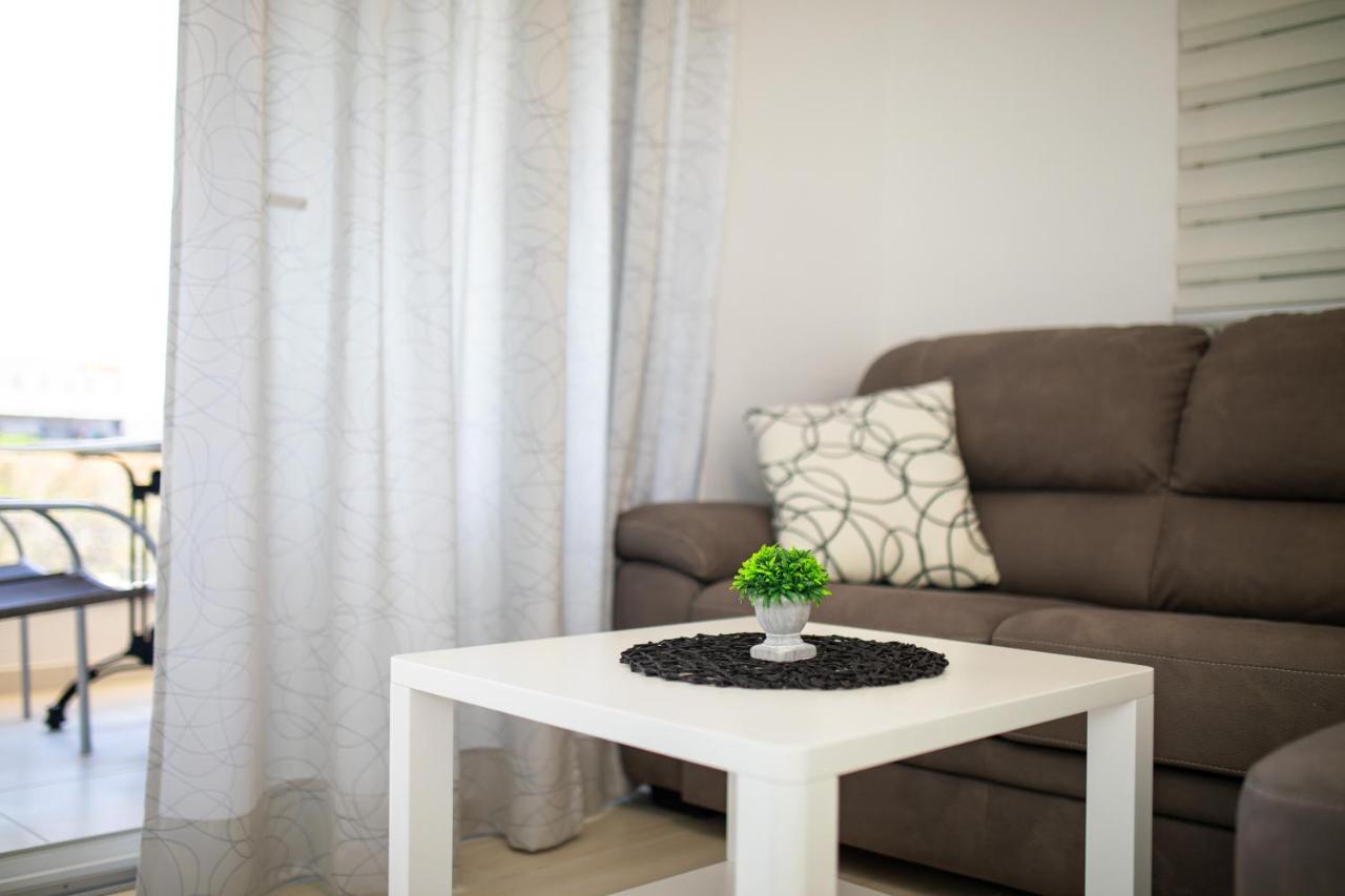 Apartments Augustinovic Baška Екстериор снимка