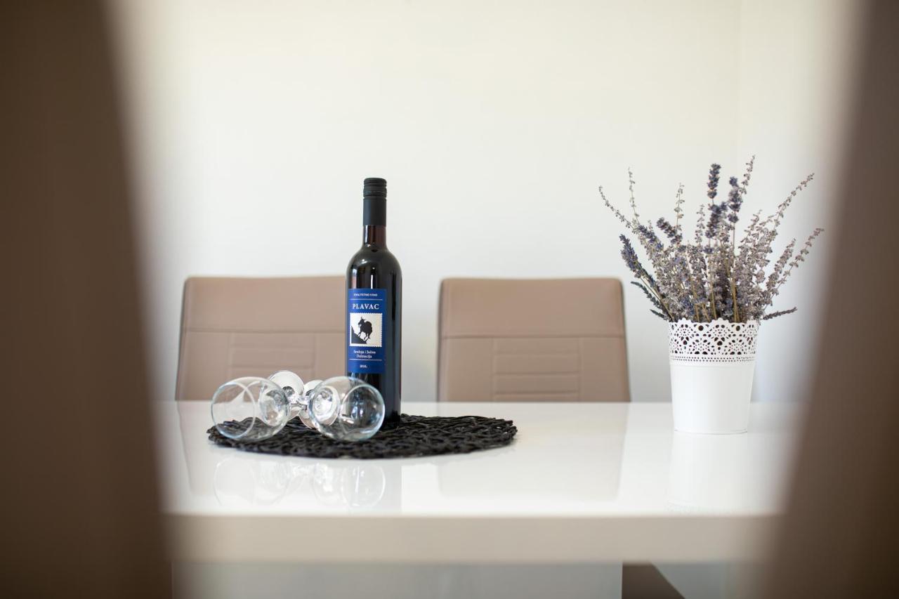 Apartments Augustinovic Baška Екстериор снимка
